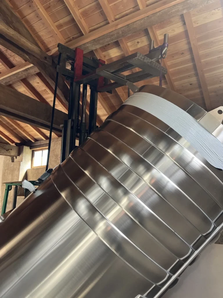 Détail de la ceinture de thermorégulation et finition inox 316L